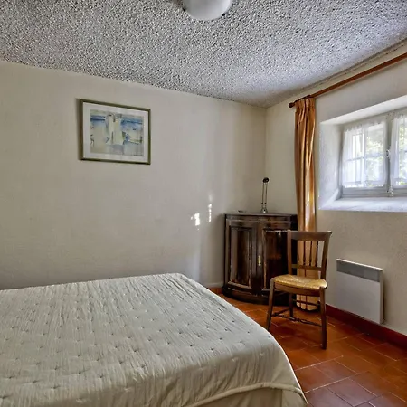 Apartment T3 A - D'hiver, Proche Centre Et Plage, Avec Terrasse Et Parking Prive. - Fr-1-433-113 *