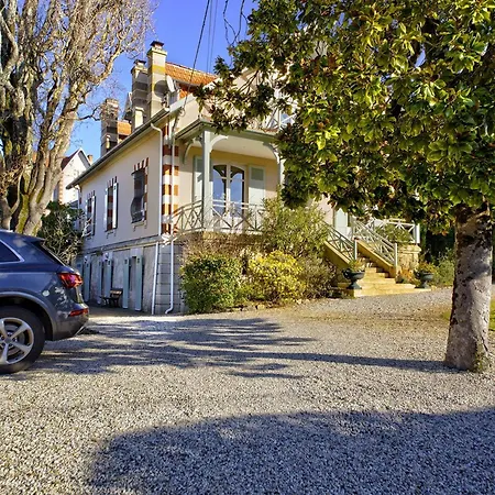 T3 A - D'hiver, Proche Centre Et Plage, Avec Terrasse Et Parking Prive. - Fr-1-433-113 *